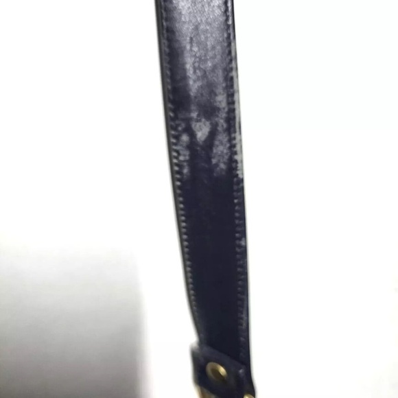 Adrienne Vittadini navy and white bucket bag​​ - Picture 6 of 9